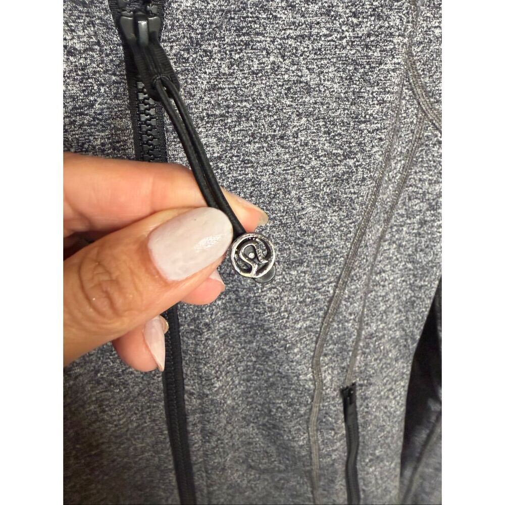 Lululemon Define Athletic Jacket - image 7